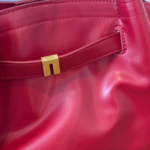 JW PEI Red Tote Bag - Picture 3 of 9